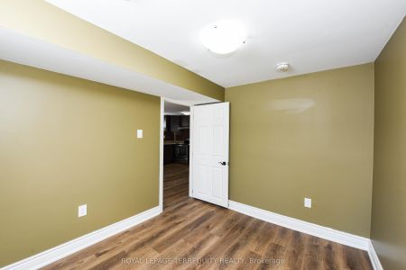 48 Montjoy Crescent #BSMT - Photo 4