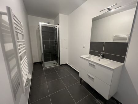 Location Appartement 2 pièces 41m² REIMS 51100 - Photo 3