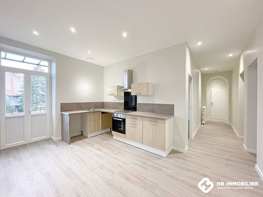 Location Appartement 4 pièces 89m² ROANNE 42300 - Photo 1