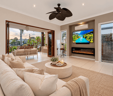 Relaxed Waterfront Living with pontoon!!! - Photo 3