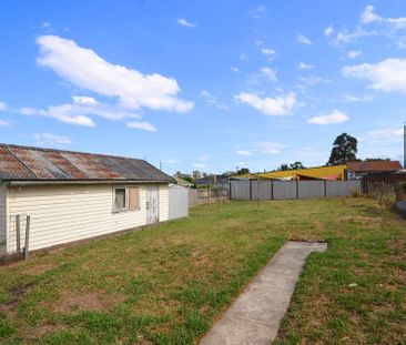 Renovated 3 Bedroom House&excl;&excl; - Photo 6