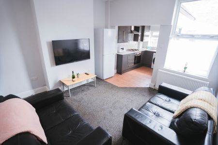 3 bedroom house share to rent - Photo 4