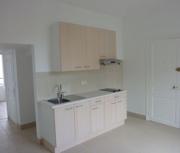 Location Appartement 2 pièces 26m² ORRY LA VILLE 60560 - Photo 3