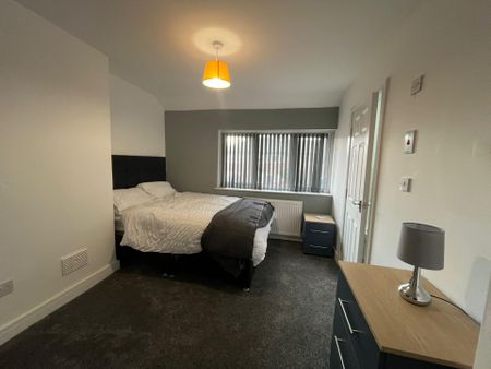 Tootal Drive, Salford - Photo 5