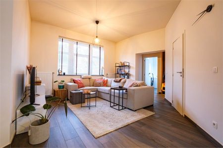 KNAP APPARTEMENT MET 1 SLK IN HARTJE SINT-TRUIDEN - Foto 2