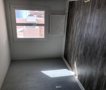 Location Appartement 3 pièces 63m² ANNONAY 07100 - Photo 2