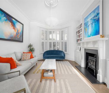 4 bedroom terraced house to rent - Photo 3