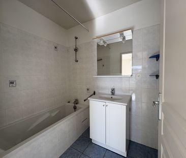 Location Appartement 2 pièces 44m² ONET LE CHATEAU 12850 - Photo 5