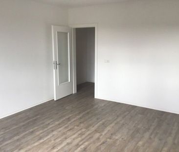 Schöne 2,5-Zimmer-Wohnung in gepflegter Wohnanlage! - Foto 1