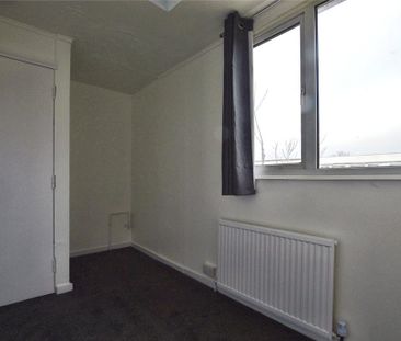 1 bedroom in a house share to rent - Photo 6