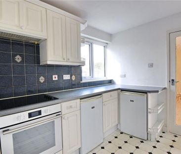 2 bedroom apartment to rent - Photo 6