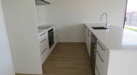 Lovely Near-New 3-Bedroom Home in Quality Subdivision - Photo 2