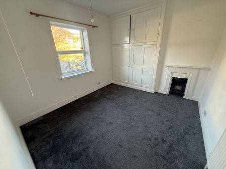 Scale Hill, Huddersfield - Photo 5