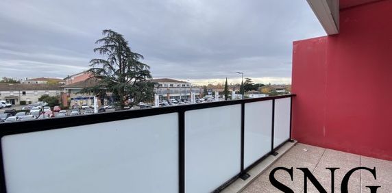 T3 AVEC BALCON + PARKING - Photo 2