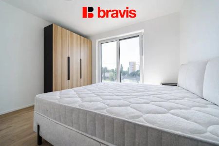 Pronájem bytu 2+kk, ul. Tř. Generála Píky, Brno - Černá Pole, garážové stání, zařízený, novostavba, výhoda prvního nájemce - Fotografie 3