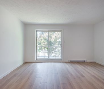 Appartement - 22-1870 Rue De Chambly - Photo 1