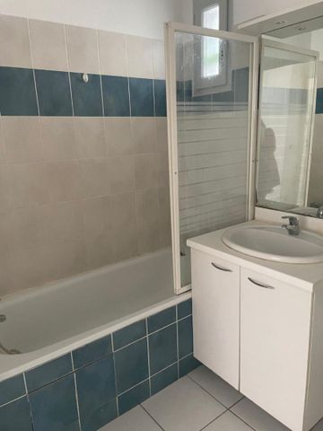 Appartement Romans Sur Isere - 2 pièce(s) - 48.1 m2 , Romans sur isere - Photo 2