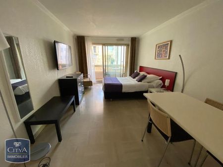 Location Appartement 1 pièce 27m² NICE 06000 - Photo 2