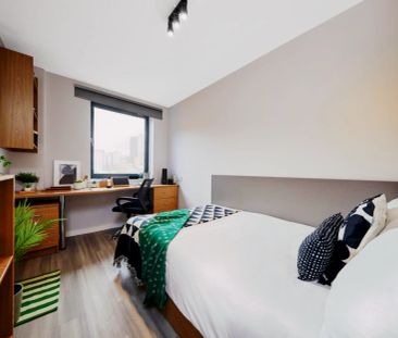 Silver En Suite - Photo 1