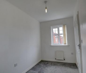 4 bedroom terraced house to rent - Photo 6