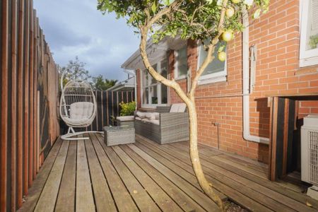 Little Gem in Onehunga - Photo 2