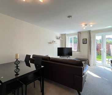 2 bedroom semi-detached house to rent - Photo 6