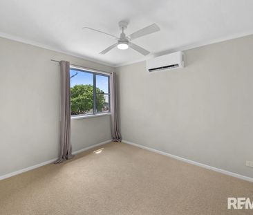 Spacious 3 bedroom home with multiple living areas in premium lifes... - Photo 4