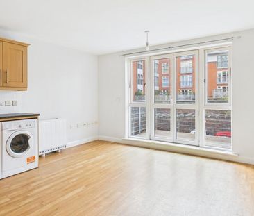 2 bedroom apartment to rent - Photo 6