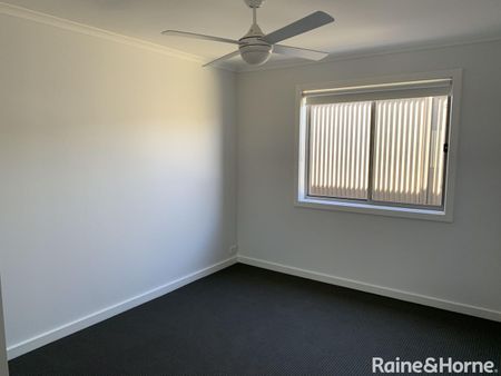 10 Henderson Street, Blakeview, SA 5114 - Photo 2