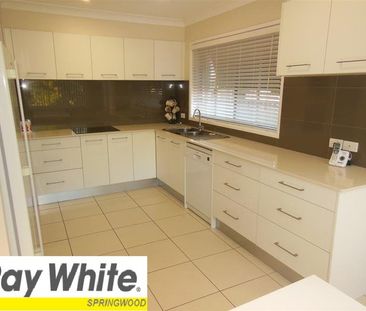 Perfect location, Perfect Price, Perfect Property! - Photo 3