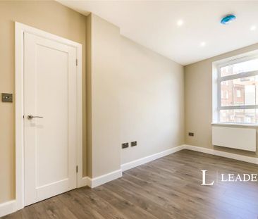 1 bedroom flat to rent - Photo 6