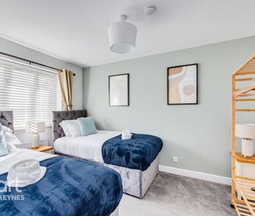 4 bedroom detached house to rent - Photo 4