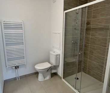 Location Appartement 2 pièces 42m² - Photo 4