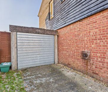 2 bedroom semi-detached house to rent - Photo 6