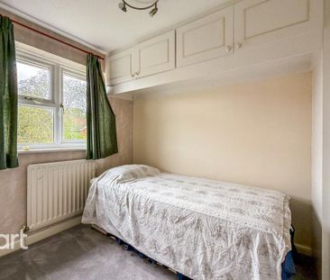 4 bedroom detached house to rent - Photo 1
