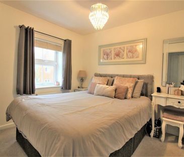 3 bedroom House To Let - Photo 5