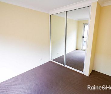 2 Bedroom Unit in the Heart of Westmead - Photo 3