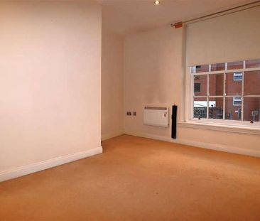 The George, Macclesfield, SK10 - Photo 5