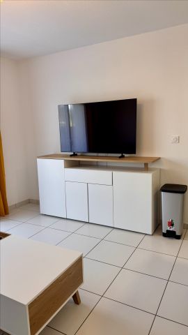 Location Appartement 2 pièces 43m² - Photo 3