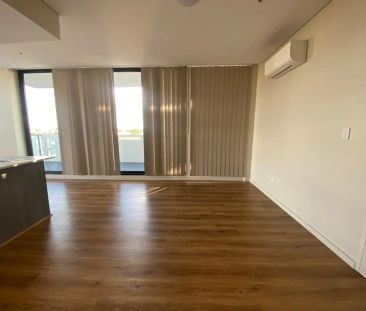 “Apartments on George Street” - Photo 4