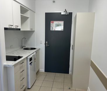 Furnished studio in the heart of Kangaroo Point! - Photo 3