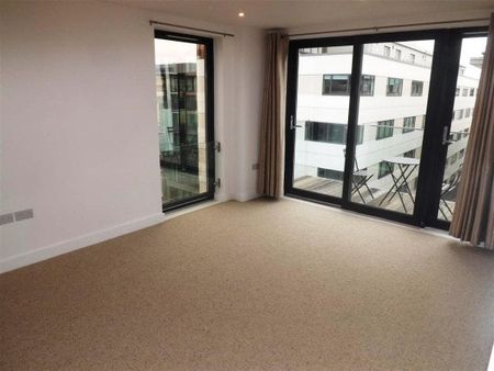 Invicta, Bristol Harbourside - Photo 2