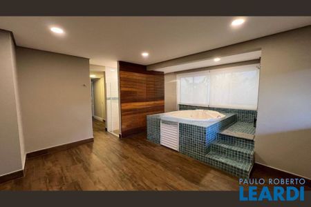 Duplex - Photo 2