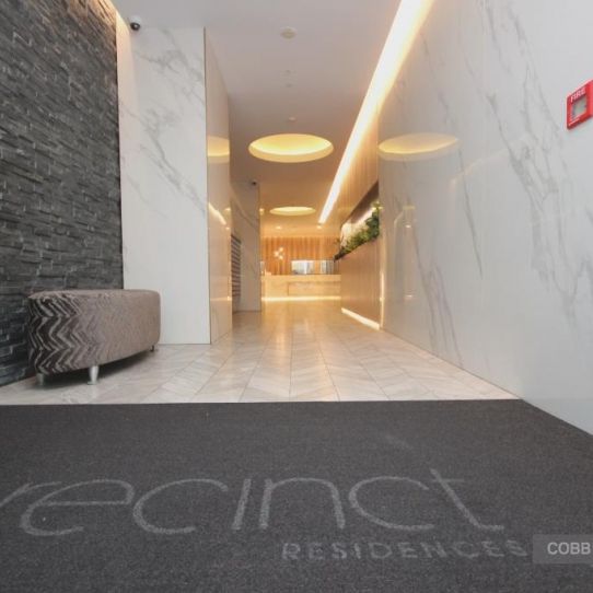 EXECUTIVE PARKSIDE RESIDENCE - FURNISHED 1BRM - Photo 1