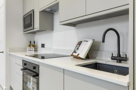 1 bedroom flat to rent - Photo 2