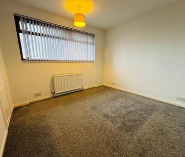 4 bedroom townhouse to rent - Photo 3