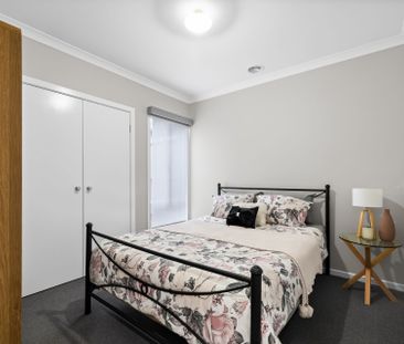 3-Bedroom Family Home in Fraser Rise - Photo 6