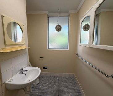 Low Maintenance Apartment in Amazing Location - Photo 6