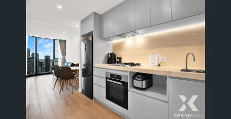 Experience Luxury High-Rise Living in Melbourne's Dynamic CBD: Fully Furnished Property to Amaze You - Photo 5