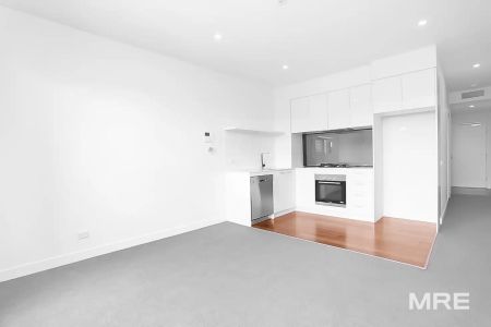 “Beautiful and bright in Brunswick West” - Photo 2